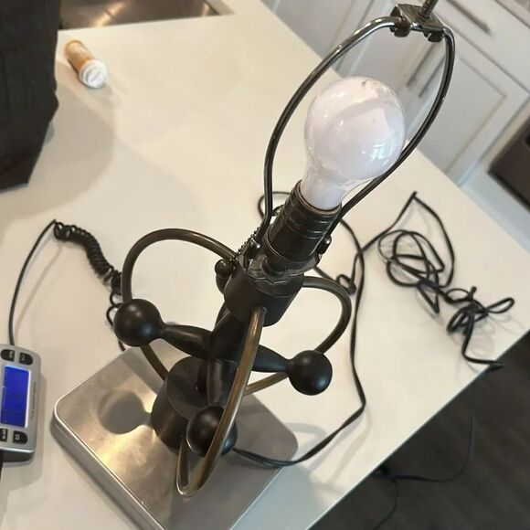 Spining Iron Jack Lamp - Picture 6 of 8